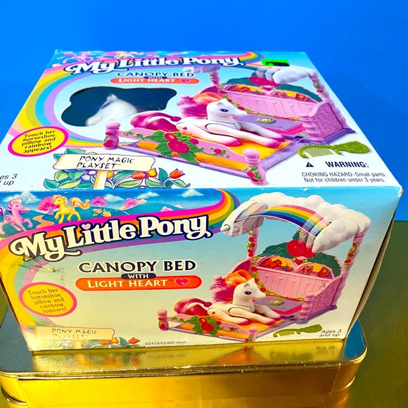 MY LITTLE PONY G2 VINTAGE 1997 CANOPY BED WITH LIGHT HEART PONY MAGIC PL… - Picture 15 of 16